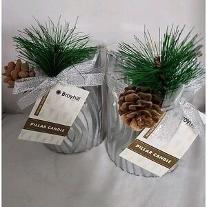 Broyhill Silver Piller Candle Set Holiday Theme